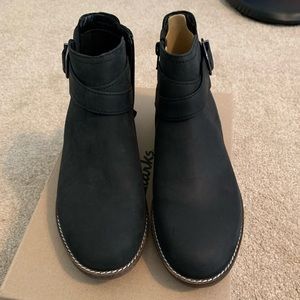 The Clarks Camzin Hale ankle boots